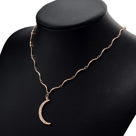 💙 moon necklace - Picture 3 of 3